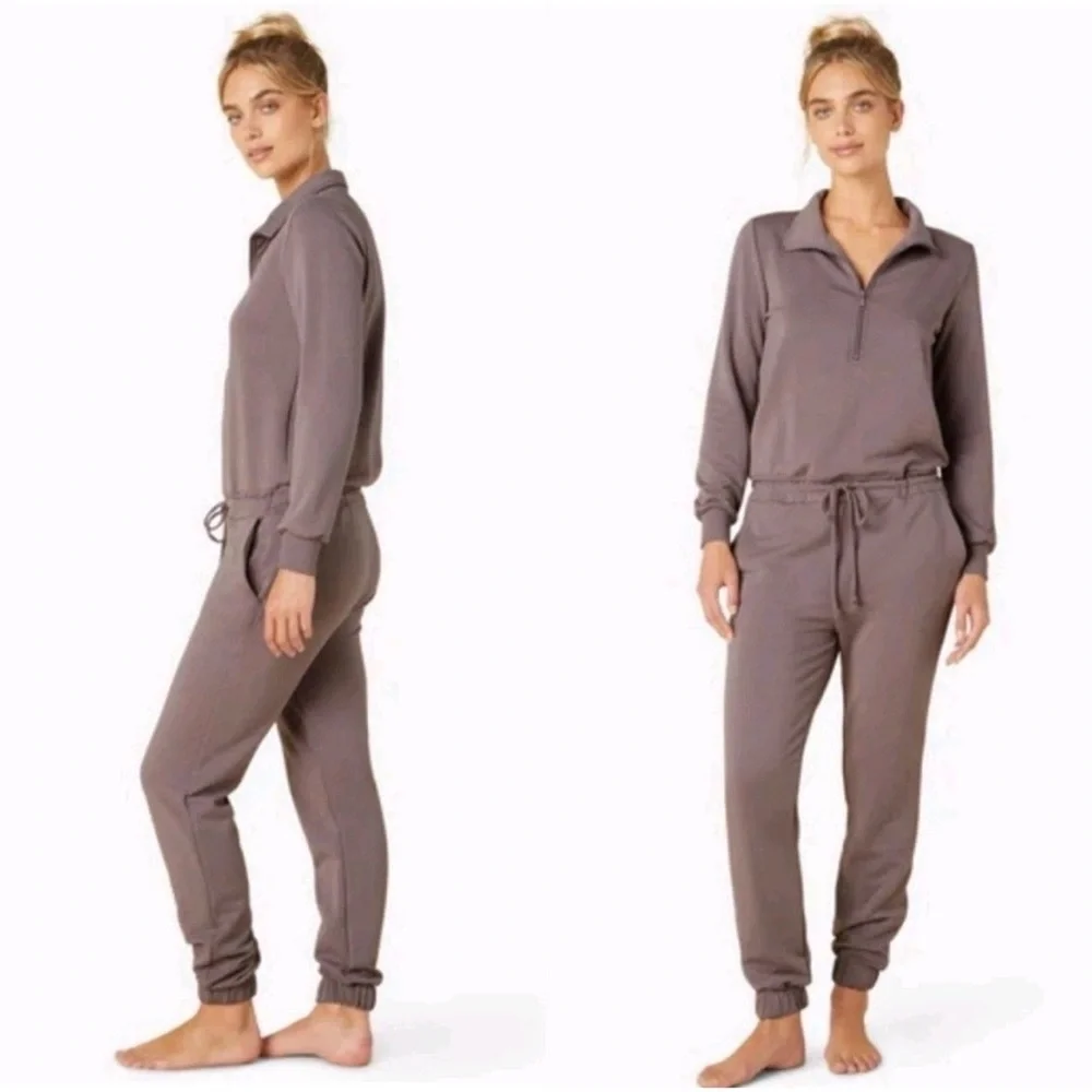 {Beyond Yoga} Ski Weekend Jumpsuit with Long Sleeves in Mauve - Womens Medium